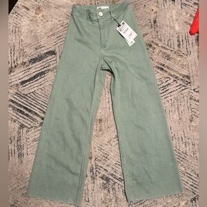 Brand new with tags Zara jeans. Size 36